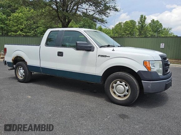 2013 Ford F-150 XL with VIN 1FTEX1CMXDKF53934, listed as a Copart auction lot 61423695 with 200,744 mi miles and Clean title. Bid and sale history available at DreamBid. Image 4.