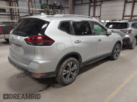2020 Nissan Rogue SL with VIN 5N1AT2MV0LC795806, listed as a IAAI auction lot 41660180 with 64,217 mi miles and . Bid and sale history available at DreamBid. Image 4.