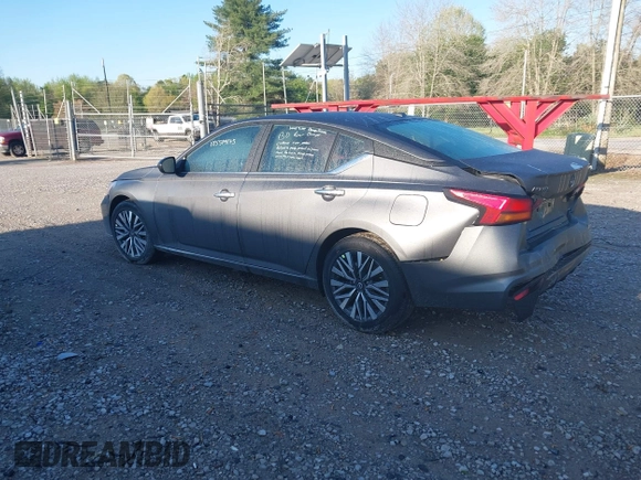 2025 Nissan Altima SV with VIN 1N4BL4DV5SN381854, listed as a IAAI auction lot 41948536 with 309 mi miles and . Bid and sale history available at DreamBid. Image 3.
