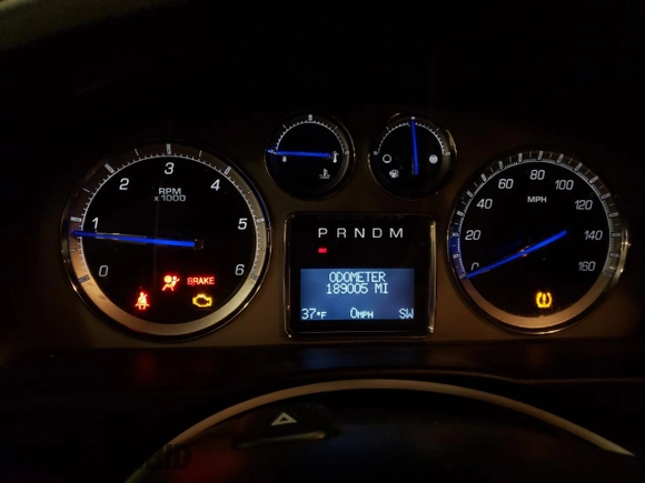 2011 Cadillac Escalade Premium z VIN 1GYS4CEFXBR143221, wystawiony jako Copart lot #48362355 z przebiegiem 189 005 mil mil oraz Szkody całkowita. Historia ofert i sprzedaży dostępna na DreamBid. Obrazek 9.
