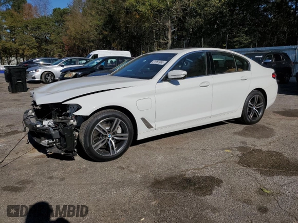 2021 BMW 5 Series 530e with VIN WBA13AG07MCG86131, listed as a Copart auction lot 81957964 with 39,405 mi miles and Salvage Title. Bid and sale history available at carsss.com. Image 1.