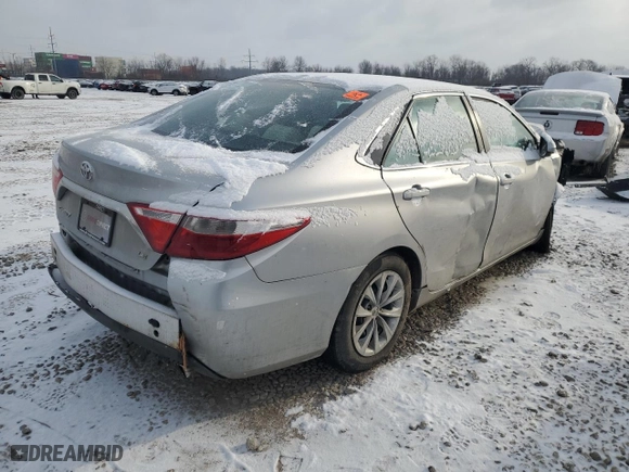2015 Toyota Camry XLE with VIN 4T1BF1FK0FU099499, listed as a Copart auction lot 46293525 with NaN miles and Clean Title. Bid and sale history available at carsss.com. Image 3.