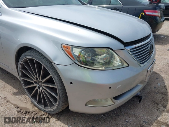 2007 Lexus LS 460 L with VIN JTHGL46F975020154, listed as a IAAI auction lot 42369197 with 136,158 mi miles and . Bid and sale history available at DreamBid. Image 6.