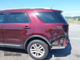 2018 Ford Explorer XLT с VIN 1FM5K8D85JGA23390, выставлен на аукционе IAAI как лот 42507111 с пробегом 79 761 миль миль и . История ставок и продаж доступна на DreamBid. Изображение 19.