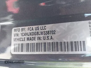 2020 Jeep Wrangler Unlimited Freedom z VIN 1C4HJXDG8LW338702, wystawiony jako IAAI lot #42006692 z przebiegiem 48 389 mil mil oraz . Historia ofert i sprzedaży dostępna na DreamBid. Obrazek 9.