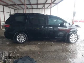 2016 Toyota Sienna XLE z VIN 5TDYK3DC7GS762431, wystawiony jako IAAI lot #42097541 z przebiegiem 93 778 mil mil oraz . Historia ofert i sprzedaży dostępna na DreamBid. Obrazek 13.