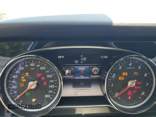 2019 Mercedes-Benz E-Class E 300 with VIN WDDZF4KB8KA532577, listed as a Copart auction lot 63581924 with 111,984 mi miles and Salvage Title. Bid and sale history available at carsss.com. Image 9.