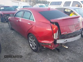 2013 Cadillac ATS z VIN 1G6AA5RA1D0138827, wystawiony jako IAAI lot #41773448 z przebiegiem 180 895 mil mil oraz . Historia ofert i sprzedaży dostępna na DreamBid. Obrazek 3.
