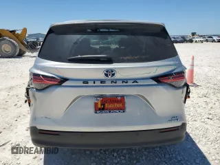 2021 Toyota Sienna XLE with VIN 5TDYRKEC0MS068583, listed as a Copart auction lot 53521605 with 66,162 mi miles and Salvage title. Bid and sale history available at DreamBid. Image 6.