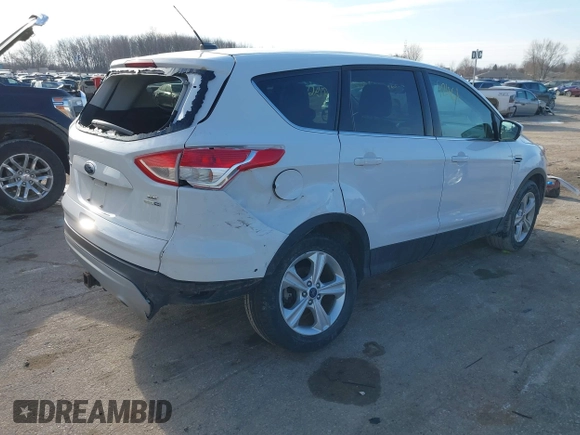 2015 Ford Escape SE with VIN 1FMCU9G94FUB89954, listed as a IAAI auction lot 41692461 with 66,739 mi miles. Bid and sale history available at carsss.com. Image 4.