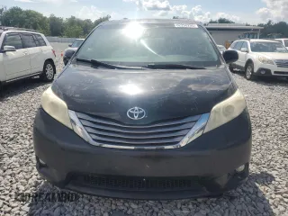 2015 Toyota Sienna XLE with VIN 5TDYK3DC2FS532715, listed as a Copart auction lot 62298295 with 151,583 mi miles and Salvage title. Bid and sale history available at DreamBid. Image 5.