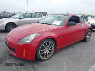 2005 Nissan 350Z Enthusiast with VIN JN1AZ34D65M610500, listed as a IAAI auction lot 42101654 with 190,896 mi miles. Bid and sale history available at carsss.com. Image 2.