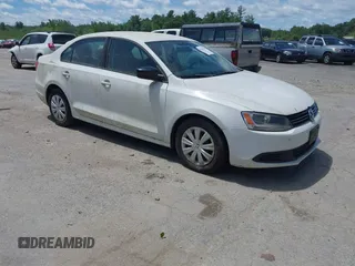 2013 Volkswagen Jetta S с VIN 3VW2K7AJ9DM265129, выставлен на аукционе IAAI как лот 42562999 с пробегом 179 137 миль миль и . История ставок и продаж доступна на DreamBid. Изображение 1.