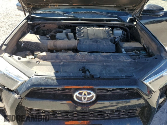 2018 Toyota 4Runner SR5 z VIN JTEBU5JR1J5514687, wystawiony jako Copart lot #44239285 z przebiegiem 86 802 mil mil oraz Czysty tytuł • Clean title. Historia ofert i sprzedaży dostępna na DreamBid. Obrazek 13.