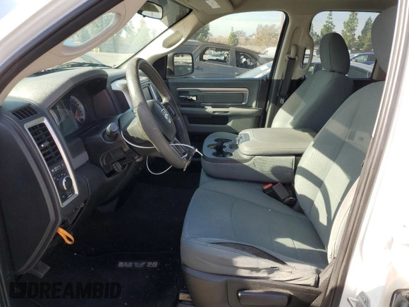 2018 Ram 1500 SLT z VIN 1C6RR6GG1JS317639, wystawiony jako Copart lot #83449814 z przebiegiem 103 022 mil mil oraz Szkoda całkowita • Salvage title. Historia ofert i sprzedaży dostępna na DreamBid. Obrazek 7.