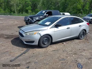 2016 Ford Focus S with VIN 1FADP3E25GL302195, listed as a IAAI auction lot 41963014 with 170,210 mi miles. Bid and sale history available at carsss.com. Image 2.