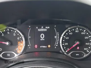 2017 Jeep Renegade Latitude with VIN ZACCJABB6HPF83565, listed as a IAAI auction lot 42289470 with 47,708 mi miles and . Bid and sale history available at DreamBid. Image 7.