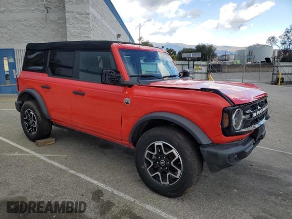 2021 Ford Bronco with VIN 1FMDE5BH8MLA82532, listed as a Copart auction lot 48372945 with 38,782 mi miles and Salvage Title. Bid and sale history available at carsss.com. Image 4.