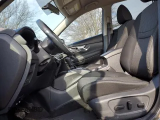 2017 Nissan Rogue SV with VIN KNMAT2MV8HP582557, listed as a Copart auction lot 47607375 with 109,172 mi miles and Salvage title. Bid and sale history available at DreamBid. Image 7.