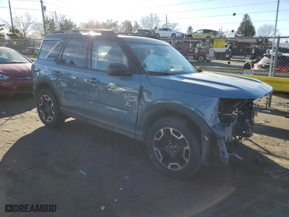 2021 Ford Bronco Sport Outer Banks with VIN 3FMCR9C67MRB00816, listed as a Copart auction lot 42959195 with 61,917 mi miles and Salvage Title. Bid and sale history available at carsss.com. Image 4.