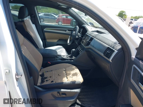 2021 Volkswagen Atlas SEL с VIN 1V2EE2CA8MC202806, выставлен на аукционе IAAI как лот 41984025 с пробегом 126 868 миль миль и . История ставок и продаж доступна на DreamBid. Изображение 5.