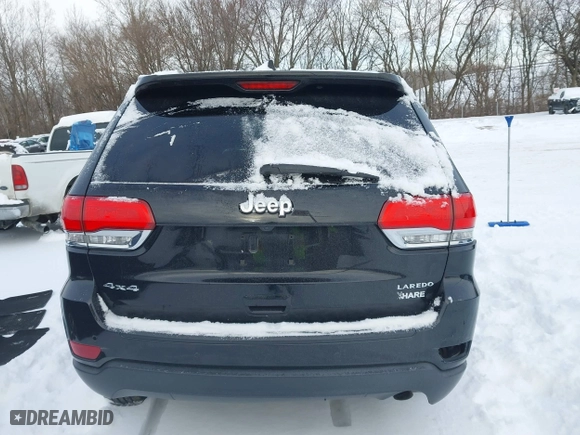 2018 Jeep Grand Cherokee Laredo E with VIN 1C4RJFAG1JC200226, listed as a IAAI auction lot 41277915 with 64,031 mi miles. Bid and sale history available at carsss.com. Image 16.