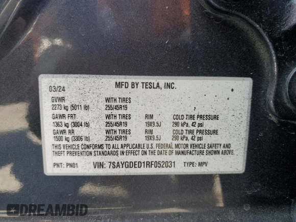 2024 Tesla Model Y with VIN 7SAYGDED1RF052031, listed as a Copart auction lot 61806195 with 5,365 mi miles and Salvage title. Bid and sale history available at DreamBid. Image 13.