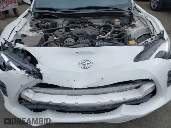 2019 Toyota 86 with VIN JF1ZNAA18K8700624, listed as a IAAI auction lot 42344754 with 109,380 mi miles and . Bid and sale history available at DreamBid. Image 6.