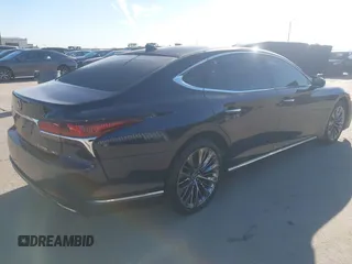 2018 Lexus LS with VIN JTHC51FF0J5004648, listed as a IAAI auction lot 40895931 with 86,510 mi miles. Bid and sale history available at carsss.com. Image 4.