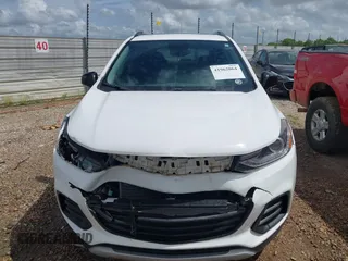 2018 Chevrolet Trax LT with VIN 3GNCJLSB5JL265874, listed as a IAAI auction lot 41962064 with 51,229 mi miles. Bid and sale history available at carsss.com. Image 12.