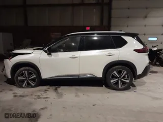 2021 Nissan Rogue Platinum with VIN JN8AT3DD5MW304099, listed as a IAAI auction lot 41265003 with 17,905 mi miles. Bid and sale history available at carsss.com. Image 15.
