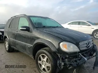2005 Mercedes-Benz M 500 with VIN 4JGAB75E55A542350, listed as a Copart auction lot 79422774 with 169,970 mi miles and Salvage title. Bid and sale history available at DreamBid. Image 12.