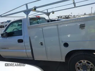 2004 GMC Sierra 1500 with VIN 1GDHC24U94E363663, listed as a IAAI auction lot 42554125 with 86,559 mi miles and . Bid and sale history available at DreamBid. Image 14.