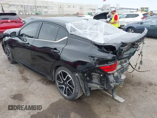 2024 Nissan Sentra SR with VIN 3N1AB8DV4RY255002, listed as a IAAI auction lot 42461623 with 19,189 mi miles and . Bid and sale history available at DreamBid. Image 3.