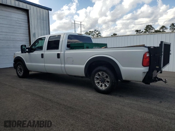 2015 Ford F-250 XL with VIN 1FT7W2A61FEC02885, listed as a Copart auction lot 48230925 with 176,535 mi miles and Clean title. Bid and sale history available at DreamBid. Image 2.