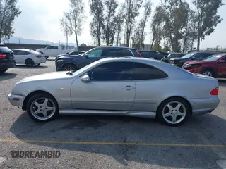 2002 Mercedes-Benz CLK 320/430 with VIN WDBLJ70G62F198257, listed as a IAAI auction lot 41455044 with 156,689 mi miles and . Bid and sale history available at DreamBid. Image 14.