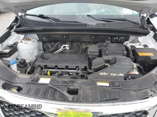 2011 Kia Sorento LX with VIN 5XYKT3A14BG050650, listed as a IAAI auction lot 40529423 with 53,301 mi miles. Bid and sale history available at carsss.com. Image 10.