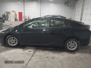 2017 Toyota Prius Two with VIN JTDKBRFU2H3044626, listed as a IAAI auction lot 41738057 with 81,932 mi miles. Bid and sale history available at carsss.com. Image 14.