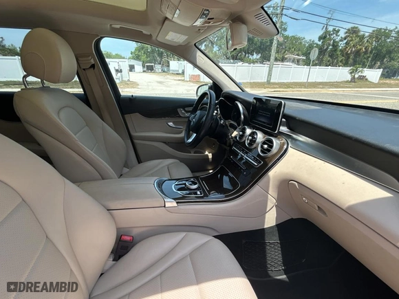 2019 Mercedes-Benz GLC with VIN WDC0G4JBXKV139183, listed as a Copart auction lot 54630905 with 55,145 mi miles and Salvage Title. Bid and sale history available at carsss.com. Image 5.