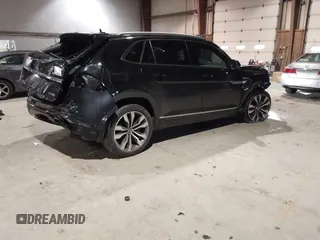 2022 Volkswagen Atlas SEL Premium R-Line with VIN 1V2FE2CAXNC204546, listed as a IAAI auction lot 41124737 with 51,226 mi miles and . Bid and sale history available at DreamBid. Image 4.