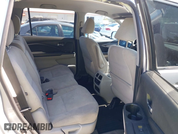 2016 Honda Pilot EX with VIN 5FNYF6H35GB001112, listed as a IAAI auction lot 42040410 with 206,424 mi miles. Bid and sale history available at carsss.com. Image 8.