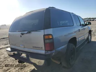 2004 GMC Yukon XL SLT with VIN 1GKEC16T44J308569, listed as a Copart auction lot 71376884 with 0 mi miles and Salvage Title. Bid and sale history available at carsss.com. Image 3.