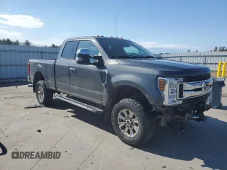 2018 Ford F-250 XL z VIN 1FT7X2B61JEB87132, wystawiony jako Copart lot #53887355 z przebiegiem 90 831 mil mil oraz Szkoda całkowita • Salvage title. Historia ofert i sprzedaży dostępna na DreamBid. Obrazek 4.