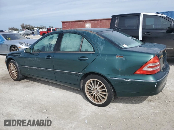 2001 Mercedes-Benz C 320 with VIN WDBRF64J51F046612, listed as a Copart auction lot 47940575 with Not Provided miles and Non Repairable. Bid and sale history available at DreamBid. Image 2.