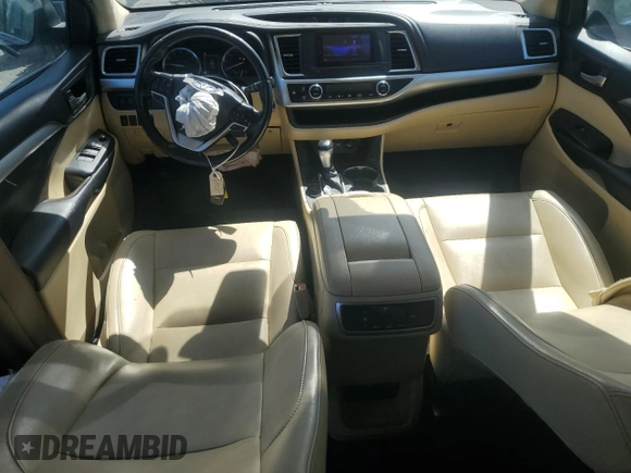 2019 Toyota Highlander SE z VIN 5TDJZRFH5KS605448, wystawiony jako Copart lot #61974075 z przebiegiem 81 636 mil mil oraz Szkoda całkowita • Salvage title. Historia ofert i sprzedaży dostępna na DreamBid. Obrazek 8.