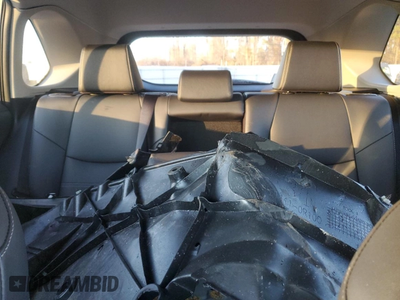 2024 Toyota RAV4 XLE Premium с VIN 2T3C1RFV1RC284430, выставлен на аукционе Copart как лот 43248235 с пробегом 4 688 миль миль и Списание • Salvage title. История ставок и продаж доступна на DreamBid. Изображение 10.