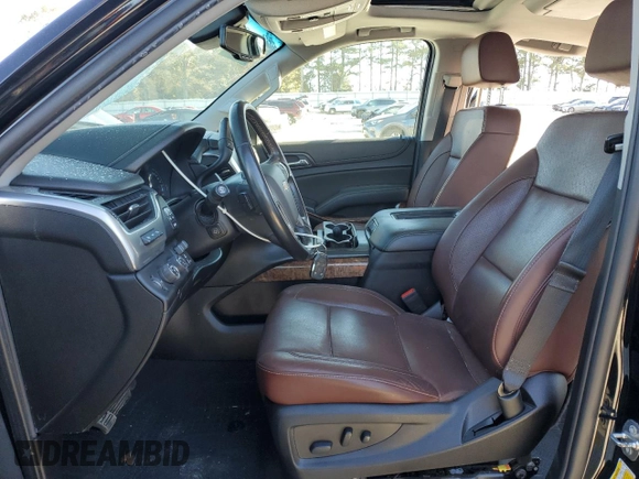 2019 Chevrolet Suburban Premier with VIN 1GNSKJKJXKR323704, listed as a Copart auction lot 72757214 with 150,404 mi miles and Salvage Title. Bid and sale history available at DreamBid. Image 7.
