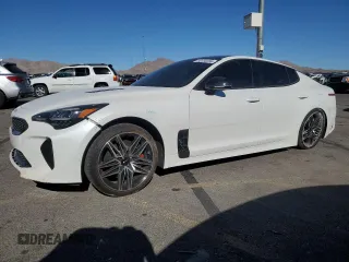 2022 Kia Stinger GT1 with VIN KNAE45LC8N6103603, listed as a Copart auction lot 82233284 with 18,372 mi miles and Salvage Title. Bid and sale history available at carsss.com. Image 1.