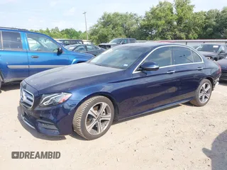 2018 Mercedes-Benz E 300 with VIN WDDZF4JB6JA376412, listed as a IAAI auction lot 42298940 with 59,973 mi miles and . Bid and sale history available at DreamBid. Image 19.