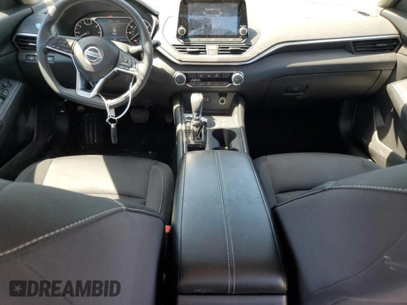 2020 Nissan Altima 2.5 S with VIN 1N4BL4BV5LC136598, listed as a Copart auction lot 55893974 with 64,272 mi miles and Salvage Title. Bid and sale history available at carsss.com. Image 8.